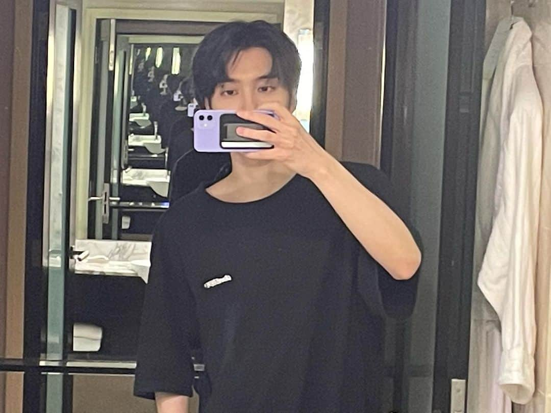 ヘンドリー（HENDERY）さんのインスタグラム写真 - (ヘンドリー（HENDERY）Instagram)「🙀」1月28日 23時23分 - i_m_hendery