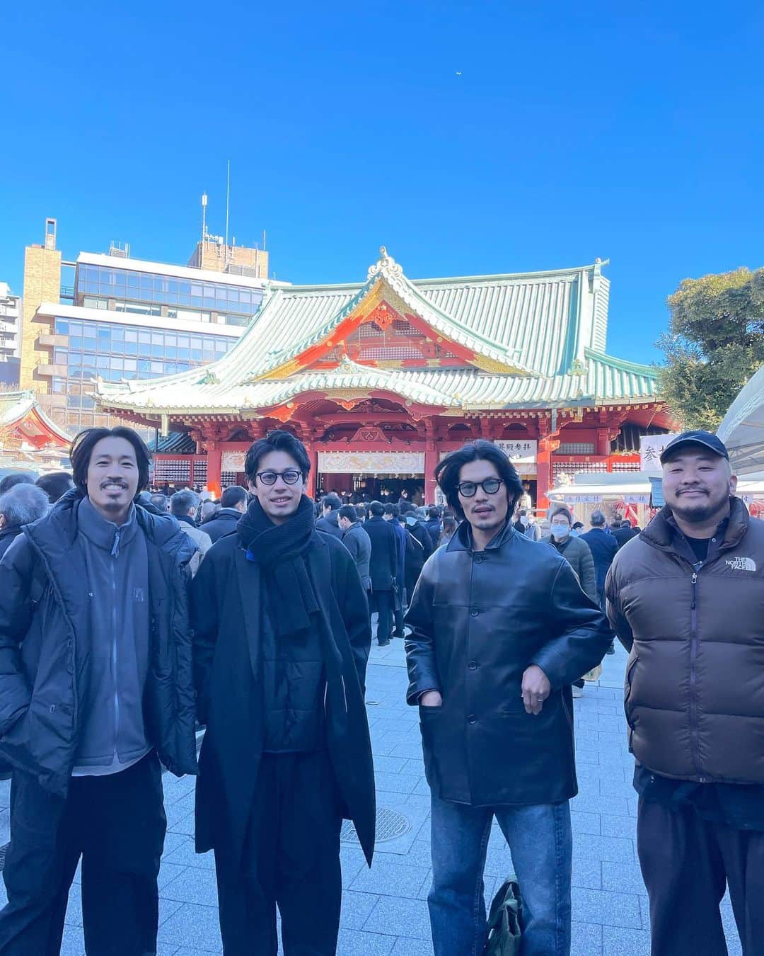 若林紀元のインスタグラム：「2023 仕事始め  今年もFILMS.fotoをよろしくお願い致します。 一瞬で過ぎるように駆け抜けます!!」