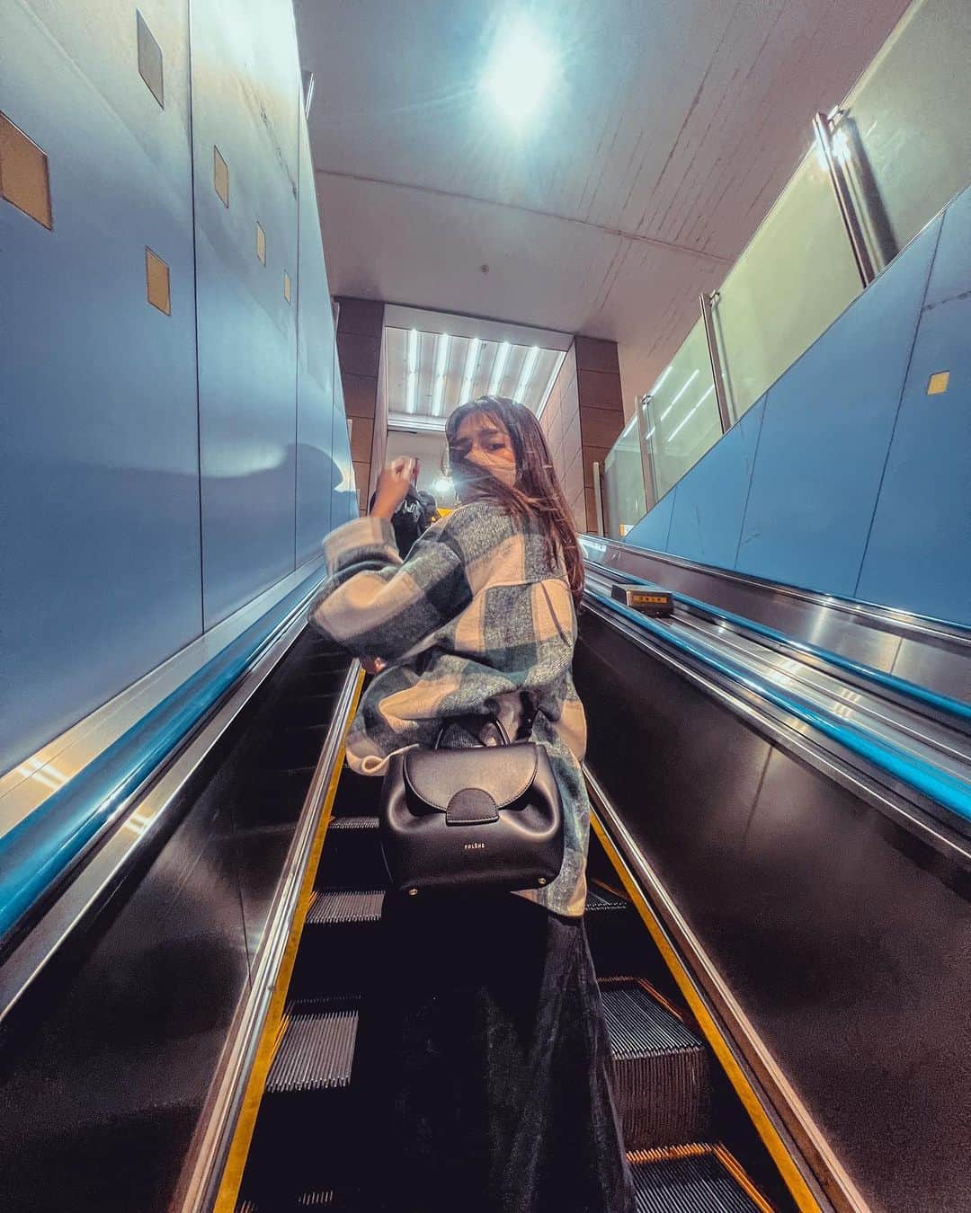 西田美保のインスタグラム：「Hello 2023💚」