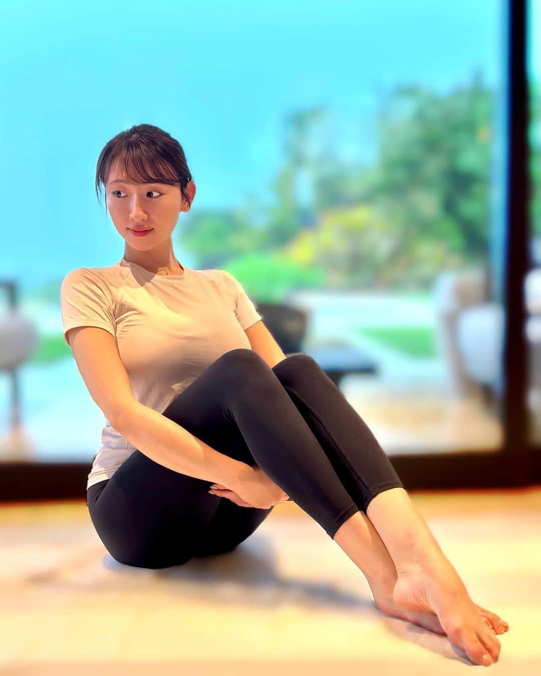 中村このみのインスタグラム：「.  今週から仕事始めの人も多いかな？？ 今年も頑張りましょう٩( 'ω' )و🌈 . #2023 #今年もよろしくお願いします」