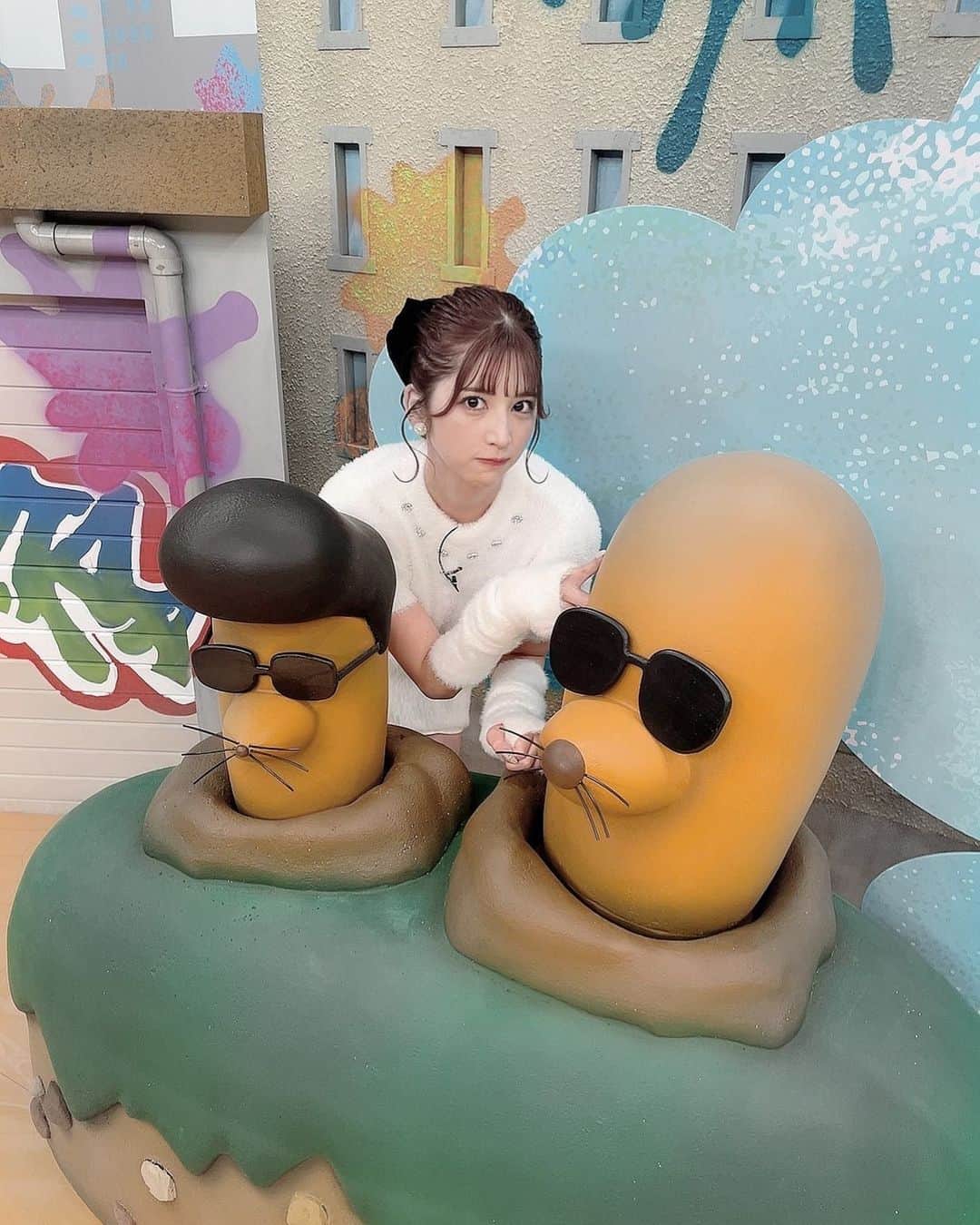 のインスタグラム：「【告知】 ⁡ 本日27:05〜 テレビ東京さんの 新番組「月ともぐら」に出演します！ ⁡ 初回放送に呼んで頂きました〜！ ありがとうございます🤍🤍 ⁡ 珍しくめっちゃ緊張してるので 是非暖かい目で観てくれると嬉しいです、、 ⁡ 深夜帯ですが是非リアルタイムで🫶🏻 Tverでも観れるのでよろしくお願いします♡ ⁡ ⁡ ⁡ ⁡ そして遅くなりましたが 皆様あけましておめでとうございます！ ⁡ 2023年の目標は 毎日楽しい日を過ごす です ⁡ 2023年もどうぞ七ツ森りりを よろしくお願いします〜！！！！」
