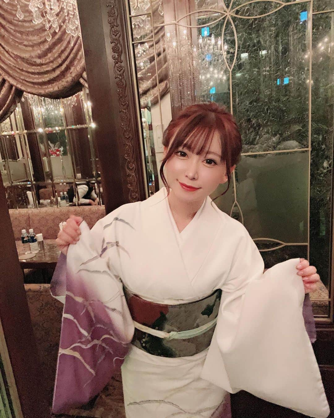 鉢呂ゆなのインスタグラム：「年明けっぽい写真載せときます🎍 今年は投稿の間が五万年あかないように気をつけます。 . #正月」