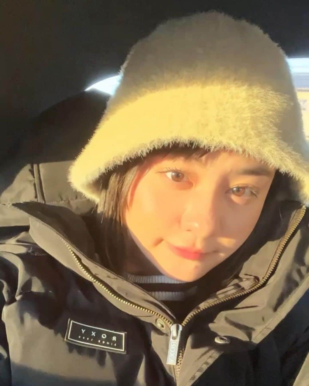 田中杏のインスタグラム：「あけましておめでとうございます‪☺︎‬ 年末年始早々体調を崩して寝込んでいました😿皆さん今年も宜しくお願い致します😸」