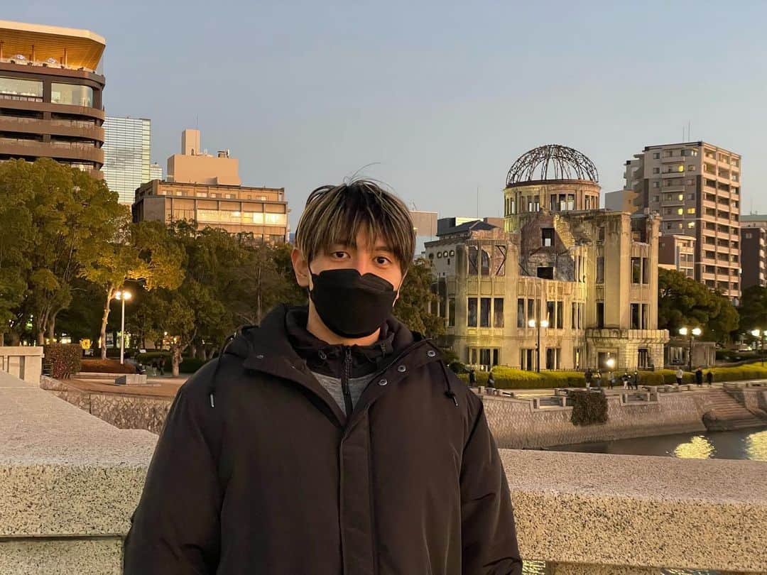 東江雄斗のインスタグラム：「退院してリハビリがてら散歩🚶‍♂️  #広島 #原爆ドーム  #平和記念公園  #ドクター  #沖本信和」