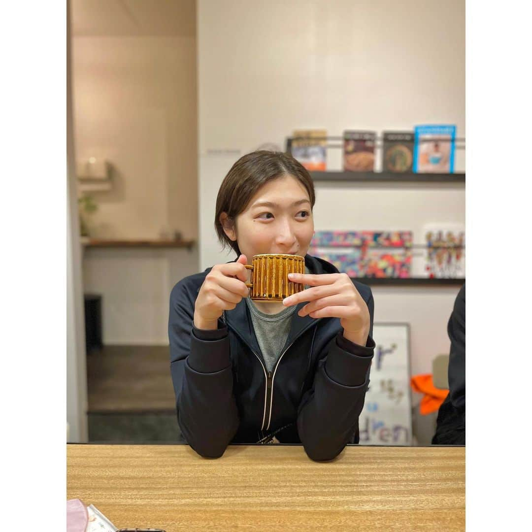 池江璃花子のインスタグラム：「* 本年もよろしくお願いします🎍 #2023年  #goodluckcoffee」