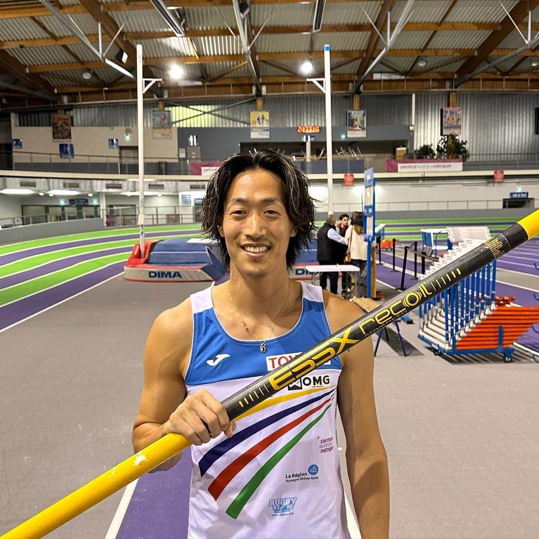 山本聖途のインスタグラム：「インドアシーズンが始まりました♪ 初戦は5m41でした🥇 まだキレ、技術共にまとまってないけど来週また試合があるのでしっかり上げていけるように頑張ります🫡  #polevault#棒高跳び #france#essx#perche#陸上」