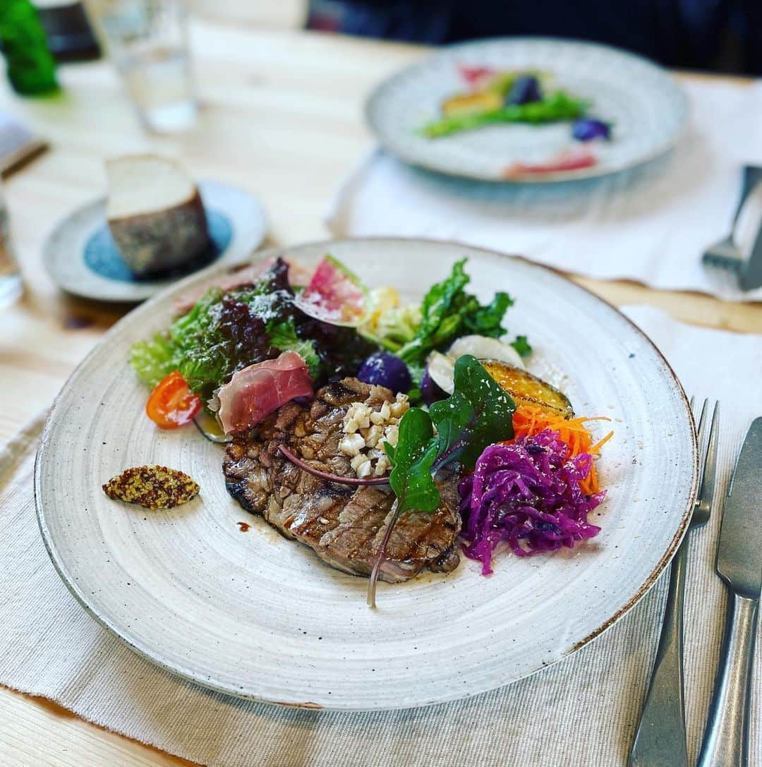 のインスタグラム：「三瀬に新しくできたレストランyama。 ワンプレートでこのクオリティ。 ほんとに美味しい。 #restaurant_yama #mitsuse #mitsuse_base_camp  #mitsuselunch」