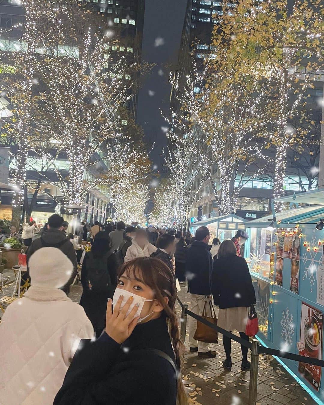 あずみのインスタグラム：「新年ぽくない写真どぞ。🐰🎍  ・ ・  #stardom #スターダム #丸の内イルミネーション」