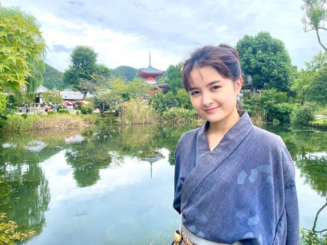のインスタグラム：「． テレビ東京 新春ドラマスペシャル ｢ホリデイ〜江戸の休日〜｣  明日の1月6日19時半から放送です！  徳川家光の知られざる10日間。  私は家光が町で出会う、男の子のフリをしながら医者を目指しているお仙と、現代パートの詩織を演じています。  ぜひ楽しんで観てもらえたらと思います😍  https://www.tv-tokyo.co.jp/holiday/  #ホリデイ」