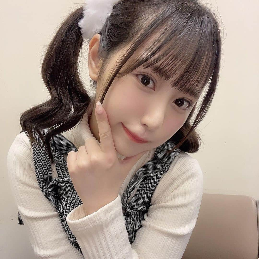 小野六花さんのインスタグラム写真 - (小野六花Instagram)「ツインテール(´❛-❛`)」1月5日 23時32分 - ono_rikka