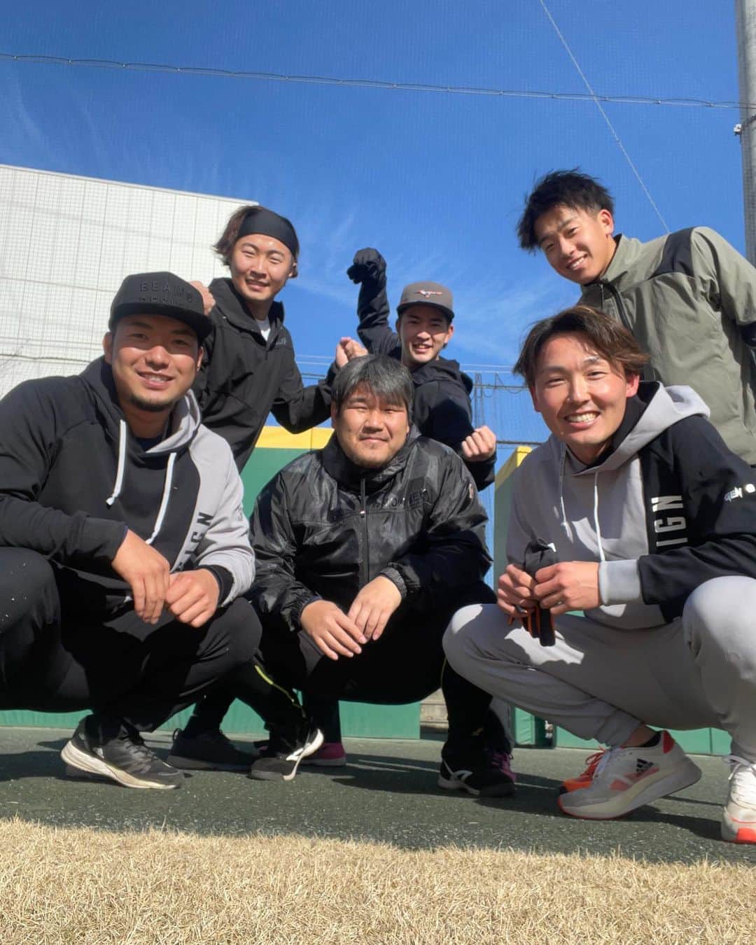 源田壮亮のインスタグラム：「⁡ ⁡ おはようございます！ 今年もよろしくお願いします！ 頑張ろーーーー‼️ ⁡」