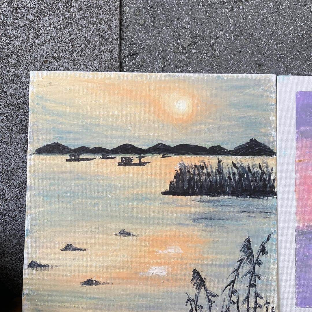 のインスタグラム：「还是想买新的油画棒,颜色完全不够用🥲#油絵作品 #油絵」