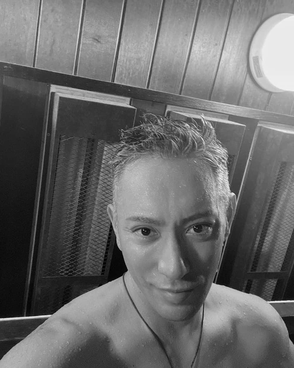 市川海老蔵 （11代目）さんのインスタグラム写真 - (市川海老蔵 （11代目）Instagram)「Seems like sauna is getting popular these days. Myself being a sauna fan from before, is happy about this move🎶  Thinking of going to the hospital for IV drip after sauna. As today is the first day of this year’s stage performance, I’d like to charge some powers‼️  Looking forward to seeing you at the Shinbashi Enbujyo Theatre😊💕 * 最近サウナ流行ってるみたいですね。  サウナブームの前からサウナ派の私としては 嬉しいです🎶  今日はサウナ後は病院で点滴しようかなーと、  本日今年の舞台の初日なので、  元気にして行こうと思います‼️  よろしくお願いします‼️  是非 新橋演舞場へ😊💕  #市川團十郎白猿 #市川海老蔵 #海老蔵 #市川新之助 #成田屋 #歌舞伎 #歌舞伎座 #和 #舞台 #三千世界 #ABKAI #ABMORI #ebizoichikawa #ebizo #kabuki #thunderparty #theater #theaterarts #actor #kabukiactor #japan #classic #traditionaljapan #japaneseculture #japan_og_insta #performingarts」1月6日 16時17分 - ebizoichikawa.ebizoichikawa