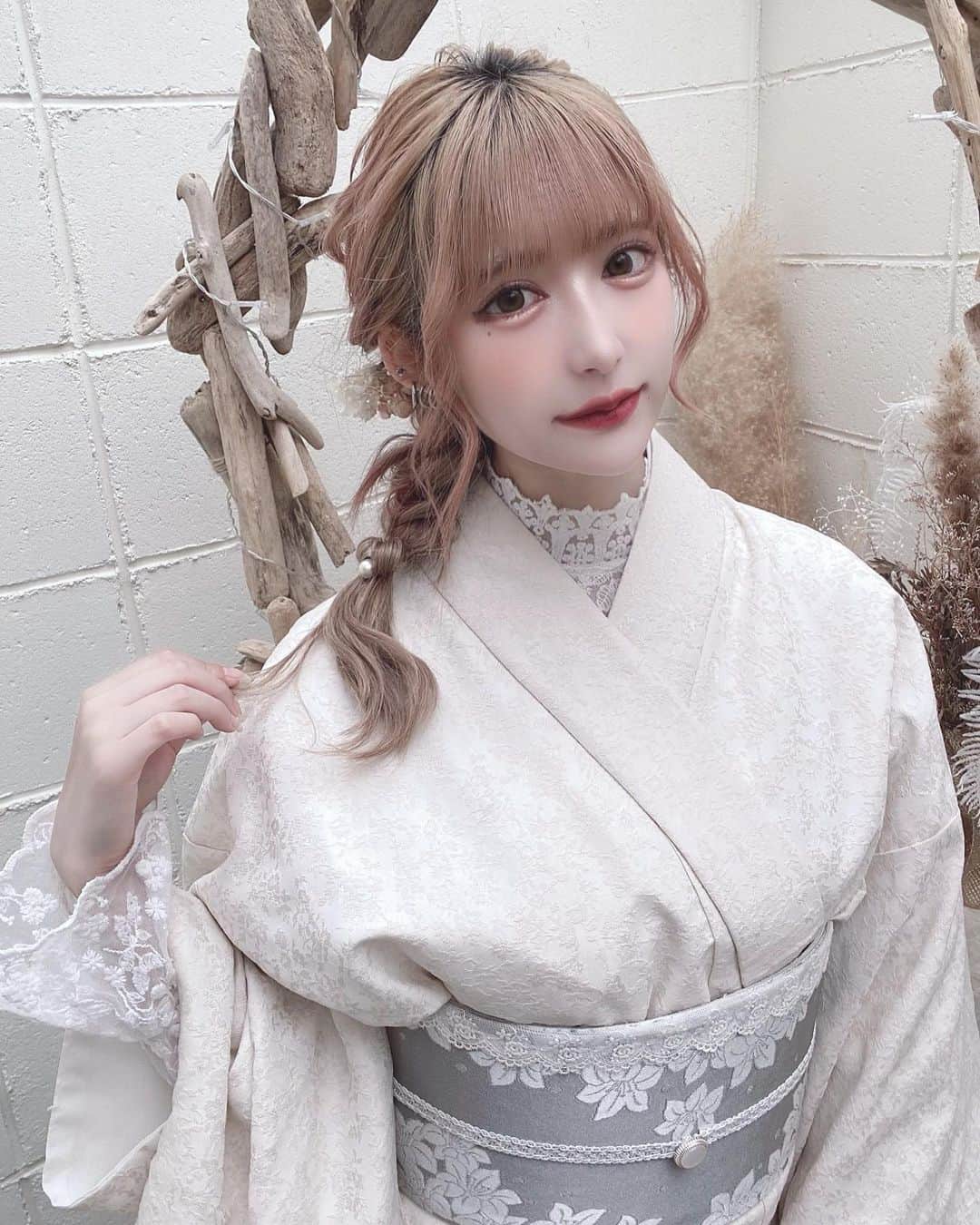 一ノ瀬りとのインスタグラム：「いろんな髪の毛とお着物👘」