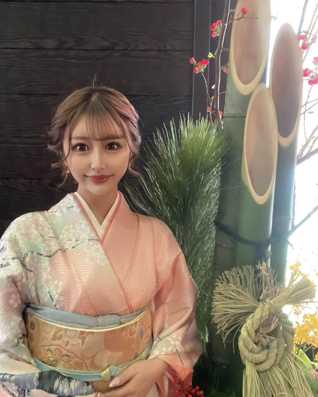 愛咲まいかのインスタグラム：「🌸  七五三みたい👘 ピンクかわいい💓💓  #着物イベント」