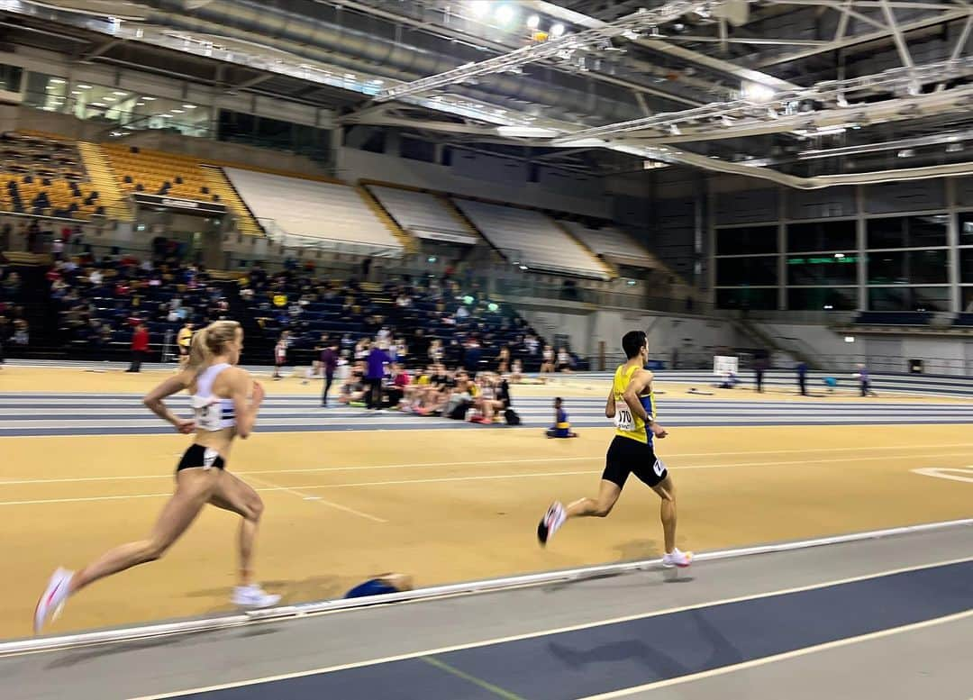 リンジー・シャープさんのインスタグラム写真 - (リンジー・シャープInstagram)「Standing on the start line was a win for me today so I was delighted with a win in 1.28 over 600m. Having my boy watch (cause havoc) was the icing on the cake. 2023 let’s goooooo 🔥」1月7日 4時11分 - lynseysharp