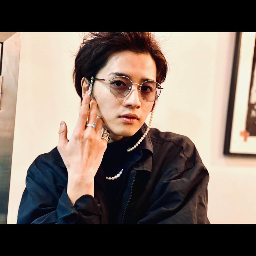 飯島寛騎さんのインスタグラム写真 - (飯島寛騎Instagram)「Jewelry💎🕺 photo by @sakurakocherry_」1月7日 18時34分 - hiroki_iijima_official