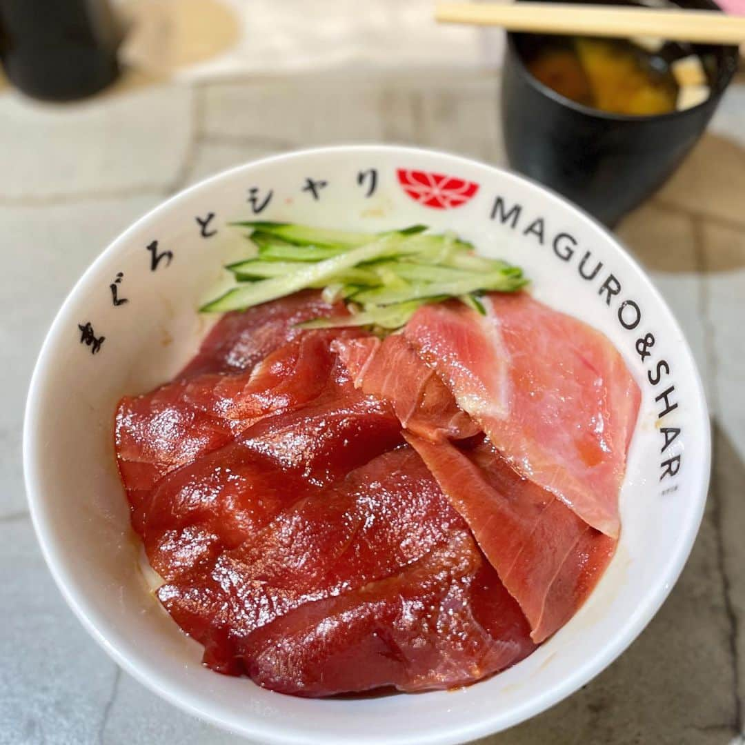 梅田啓介さんのインスタグラム写真 - (梅田啓介Instagram)「マグロサイコー  #まぐろとシャリ  #まぐろ丼」1月7日 17時30分 - kskume