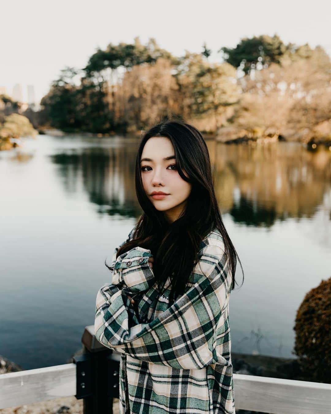 藤子さきのインスタグラム：「遅れましたが、2023年もよろしくお願いいたします⛩  Photo by @kilaparnell  #tokyocameraclub #photooftheday #portrait #portraitphotography」