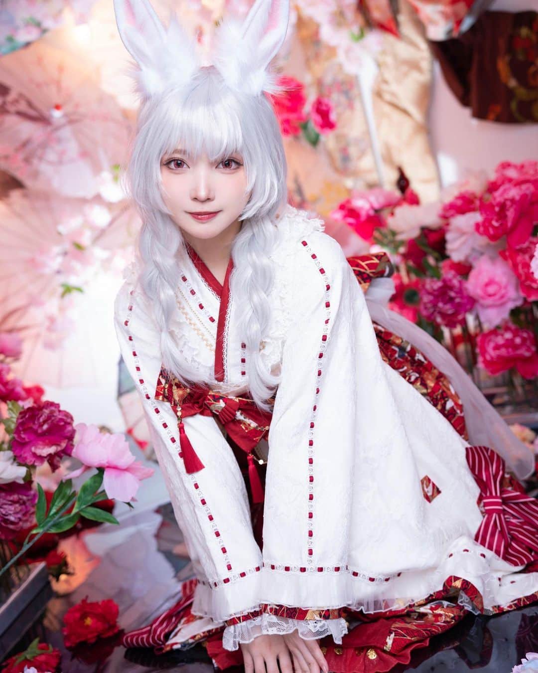のインスタグラム：「うさぎ⛩🐇  #cos #cosplay #コスプレ #コスプレイヤー #코스프레 #角色扮演 #卯年 #うさぎ #rabbit #original #originalcharacter  #c101 #和ロリ #着物アレンジ #ロリータ #ロリィタ」