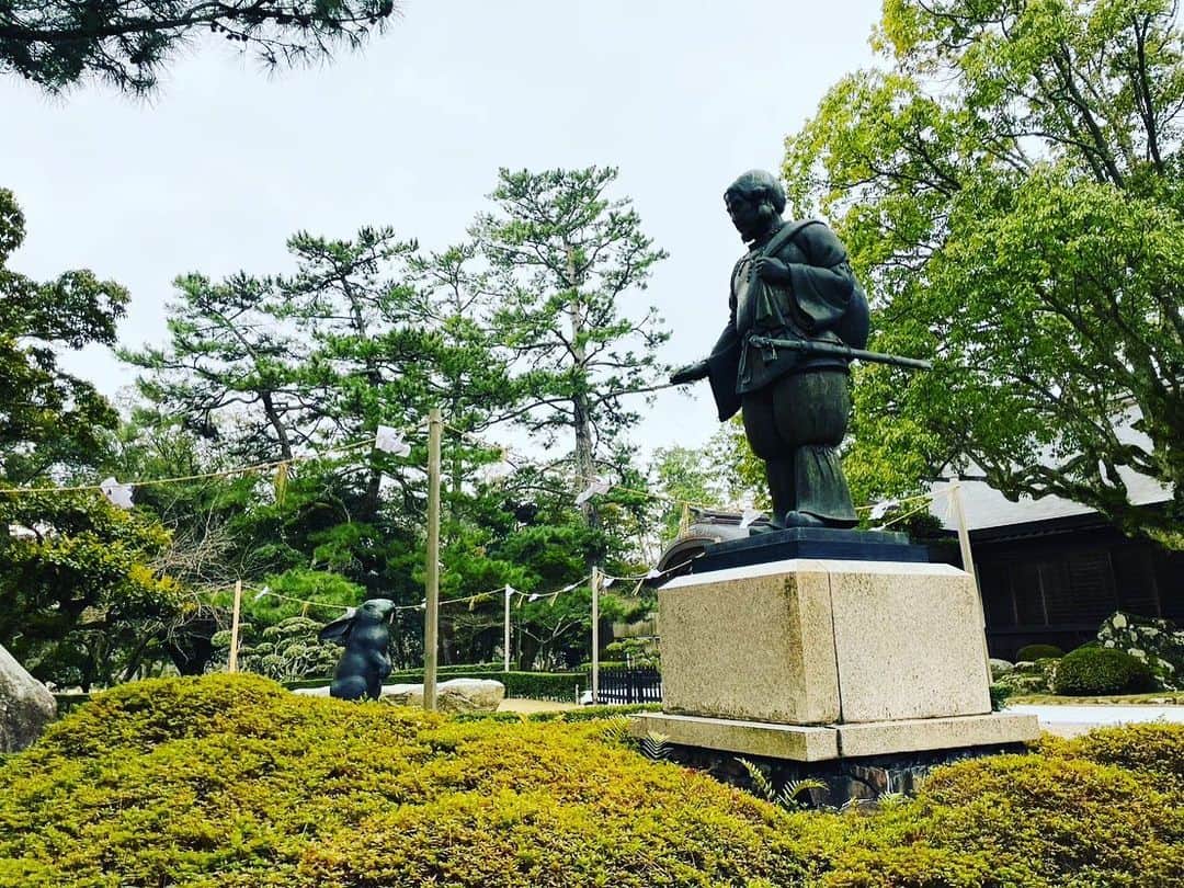 高橋壮也さんのインスタグラム写真 - (高橋壮也Instagram)「元旦から出雲大社へ初詣に行きました。 去年のことに感謝しつつ、今年はさらに熱く戦いますと誓いました。 #熱盛り」1月8日 3時12分 - soya.takahashi3