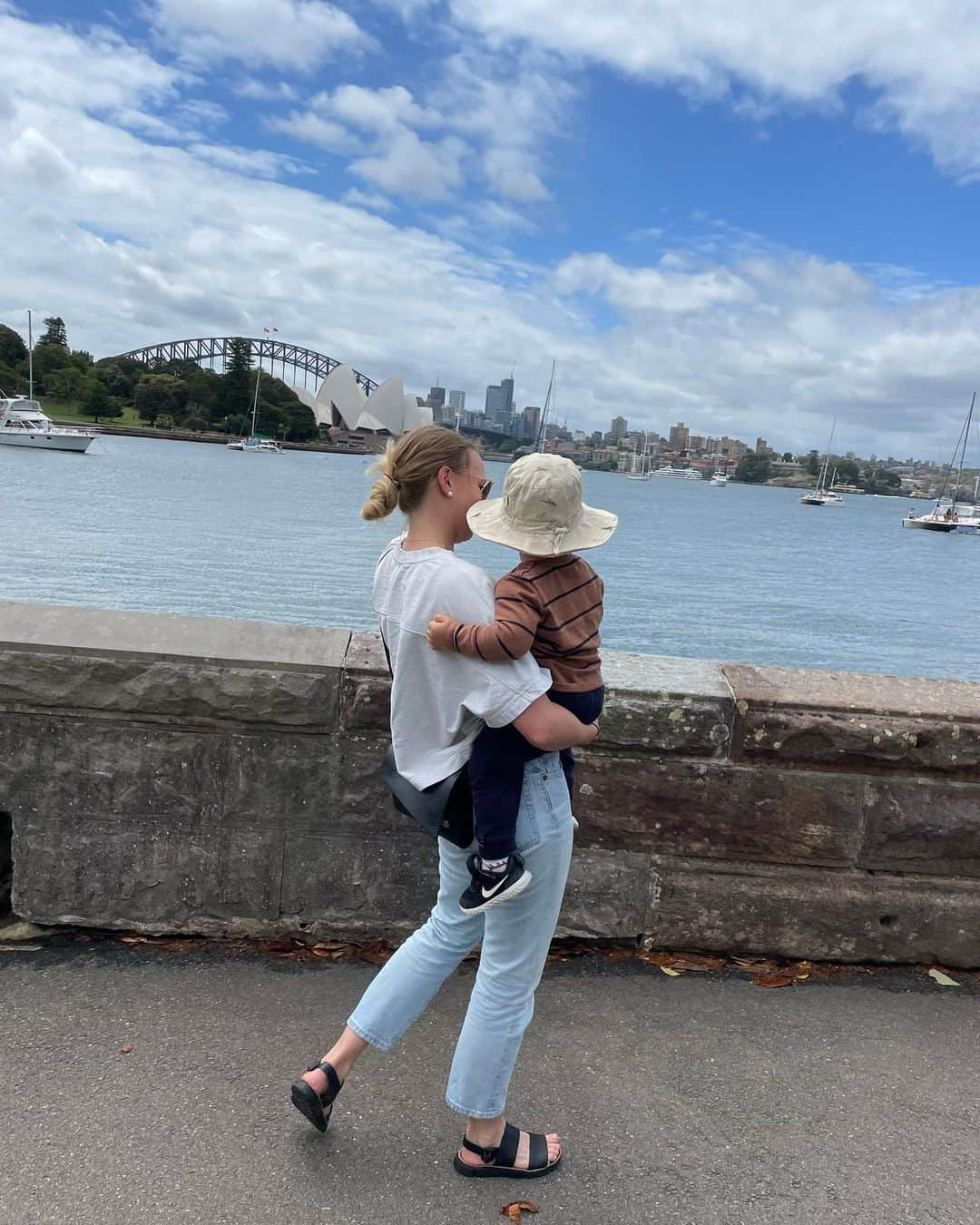 ダニエル・プリンスさんのインスタグラム写真 - (ダニエル・プリンスInstagram)「Zena & Jesse visit Sydney 💖」1月7日 19時17分 - danniprince