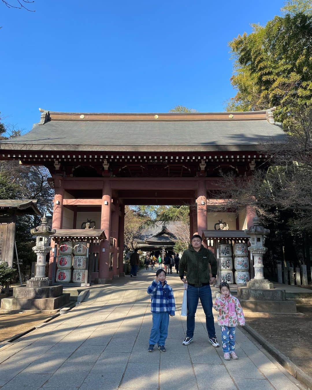 谷田部洸太郎のインスタグラム：「2023.1.7  初詣⛩  大きな宝🙏 #大宝神社   おみくじの結果は、、、。  2024年に発表します🫰」