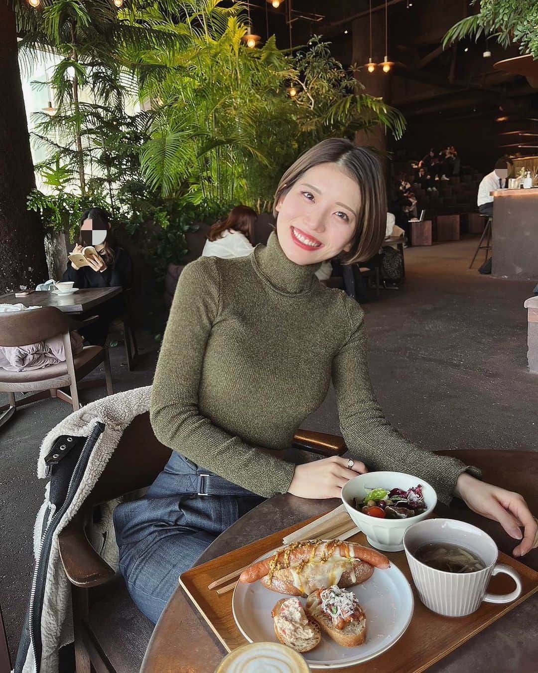 羽柴なつみのインスタグラム：「おでこの産毛が完全に赤ちゃんなんですよね〜」