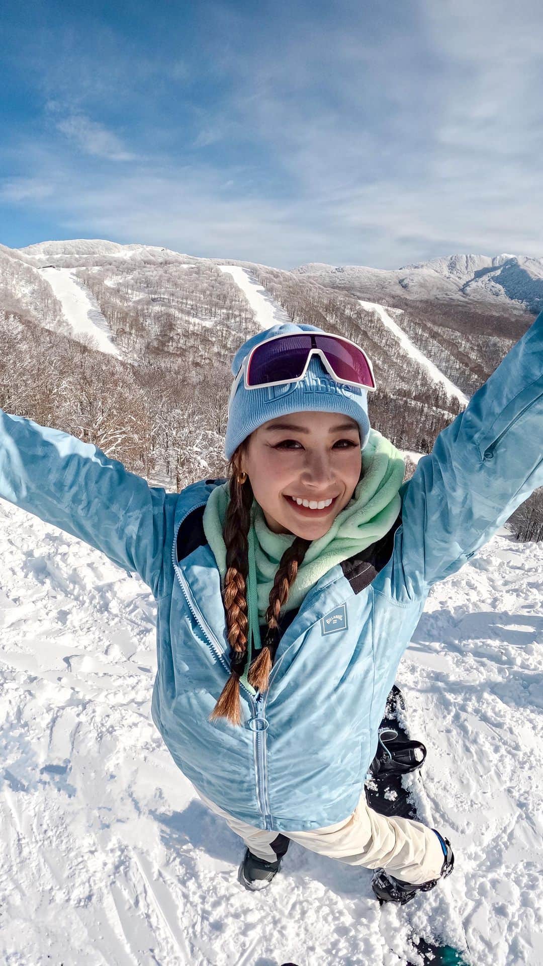 harunaのインスタグラム：「GoPro snow trip 2022❄️❄️ @goprojp  @altsbandai  @hoshinoresorts.official  @gopro #gopro #goprojp #hero11 #スノーボード　#アルツ磐梯」