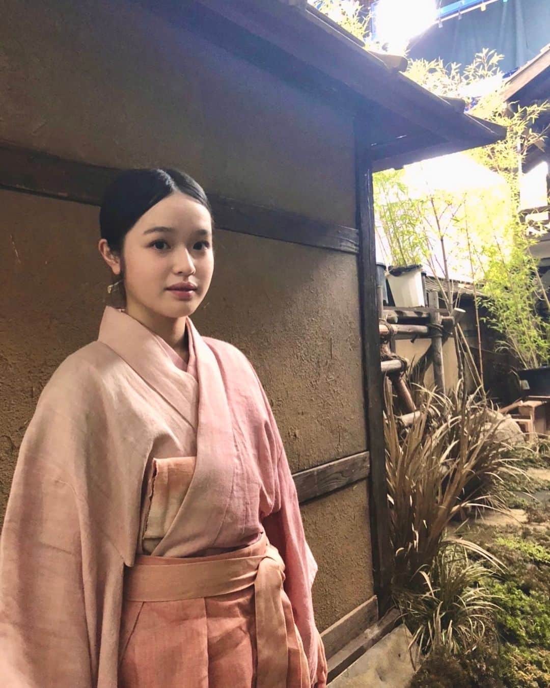 のインスタグラム：「いよいよ今夜、2023年1月8日(日)から 大河ドラマ『どうする家康』が放送開始されます！  ぜひご覧下さい！  NHK総合午後8時〜 BS4K/BSプレミアム 午後6時〜  #どうする家康 #豊嶋花」