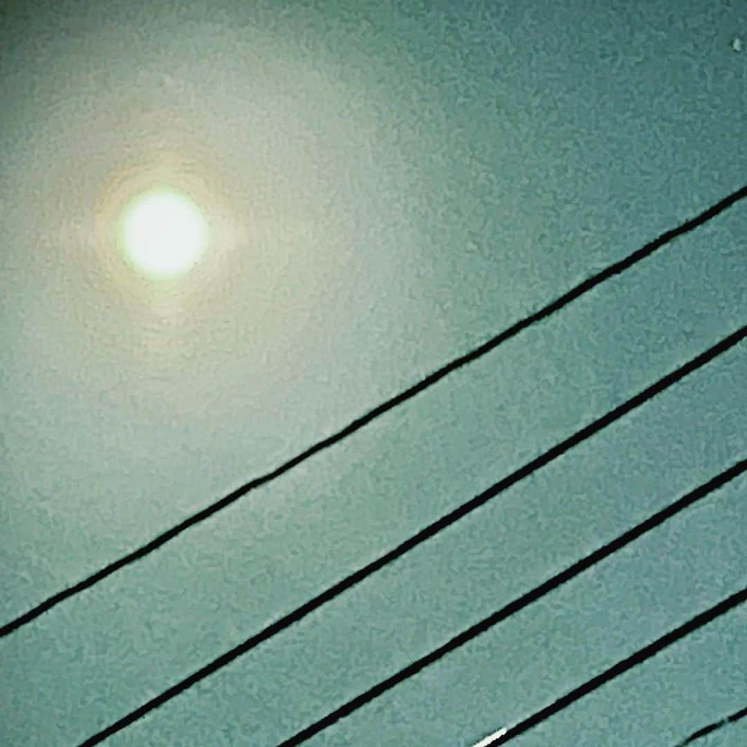 宙也さんのインスタグラム写真 - (宙也Instagram)「初満月🌕 #fullmoon」1月8日 6時08分 - chuya_aquarius
