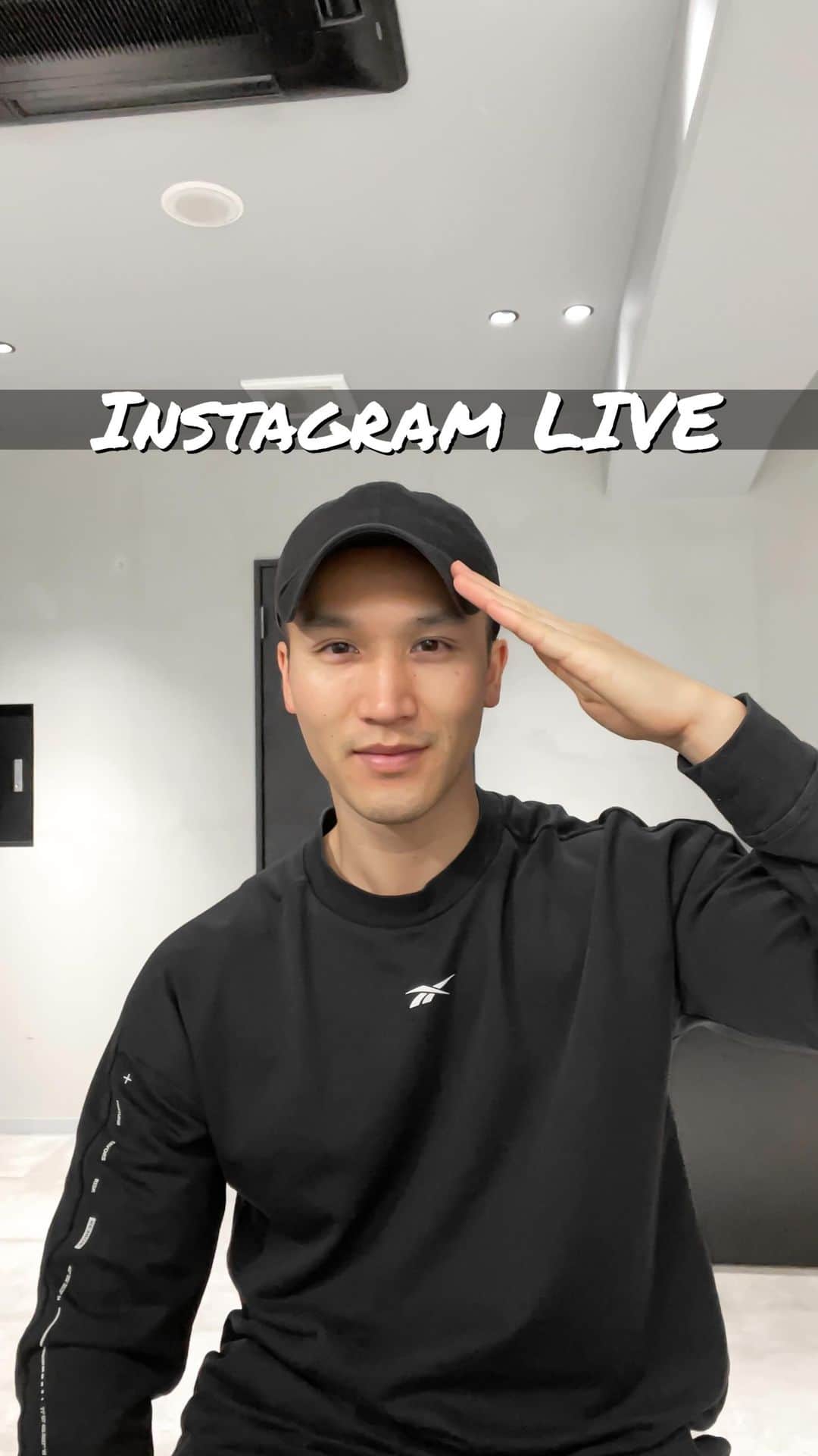 のインスタグラム：「ゆったり朝活 第94回  【本日の献立】 ・EAAは摂ってますか？ ・世代交代はどうしたら良いですか？ ・寝る時音楽はダメですか？ ・医者にプロテインが内臓に悪と聞いた ・楽しく生きるには？ 〜何かを得るには何かを失え〜 ・消防士におすすめ筋トレありますか？ ・終わりよければ全てよし、終わりは？ 〜生き方は死に方だ〜 ・2週間筋トレやめたら筋肉減る？ ・温暖化について ・減量末期の炭水化物摂取量  #ダイエット #健康 #哲学 #パーソナルトレーナー #トータルボディメイカー #スリープトレーナー #減量 #筋トレ プロテイン」