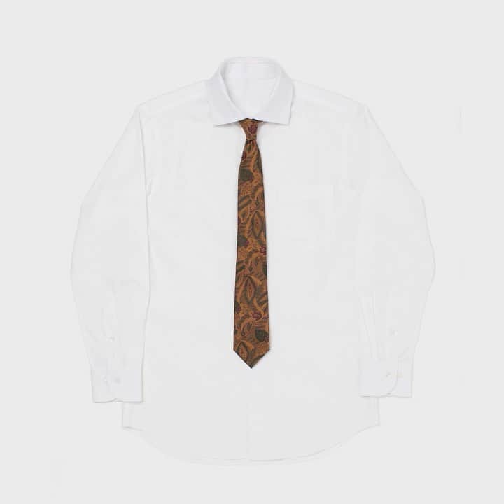 エンダースキーマのインスタグラム：「model: necktie color: rose(purple/olive), tulip(light green), akebia(yellow earth color)  #henderscheme #2023ws #productvideograph」