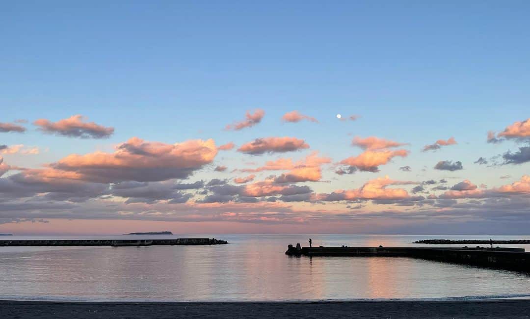 さんのインスタグラム写真 - (Instagram)「日常生活を楽しんでます。  #海 #海のある生活 #sea #sealife」1月8日 22時00分 - fujimoriai