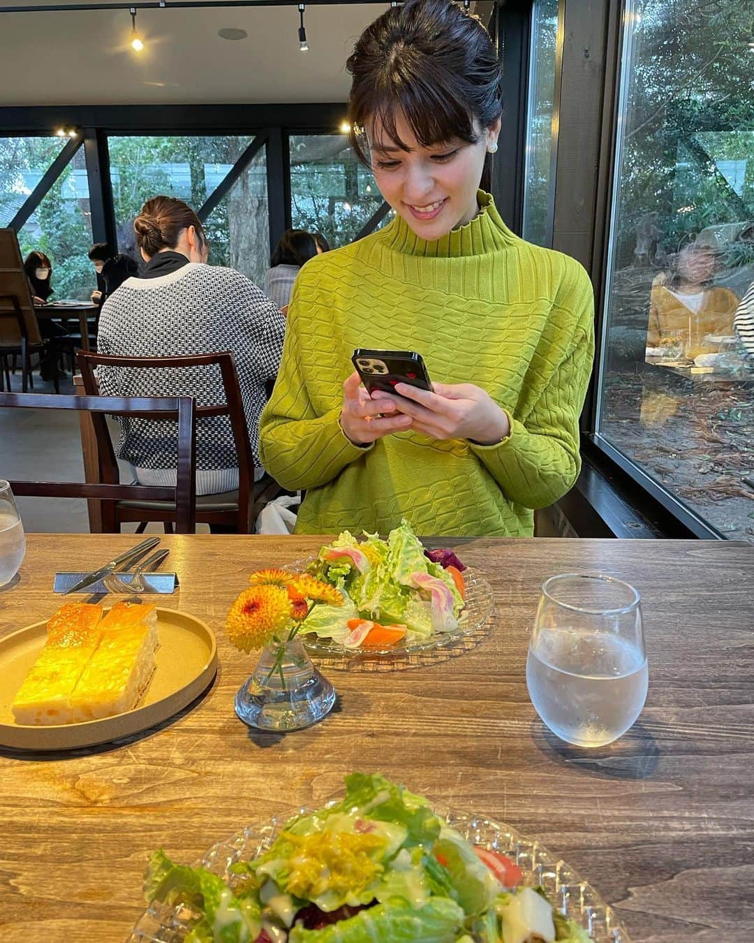 藤井美菜のインスタグラム：「. 新潟って美味しいものたくさん😋 니이가타는 맛있는것들이 가득😋 Niigata has soooo many delicious food😋 #新潟#新潟愛#食の新潟#グルメ#新潟グルメ #니가타#니가타사랑#미식#맛집#니가타맛집 #niigata#japan#niigatafood#delicious」