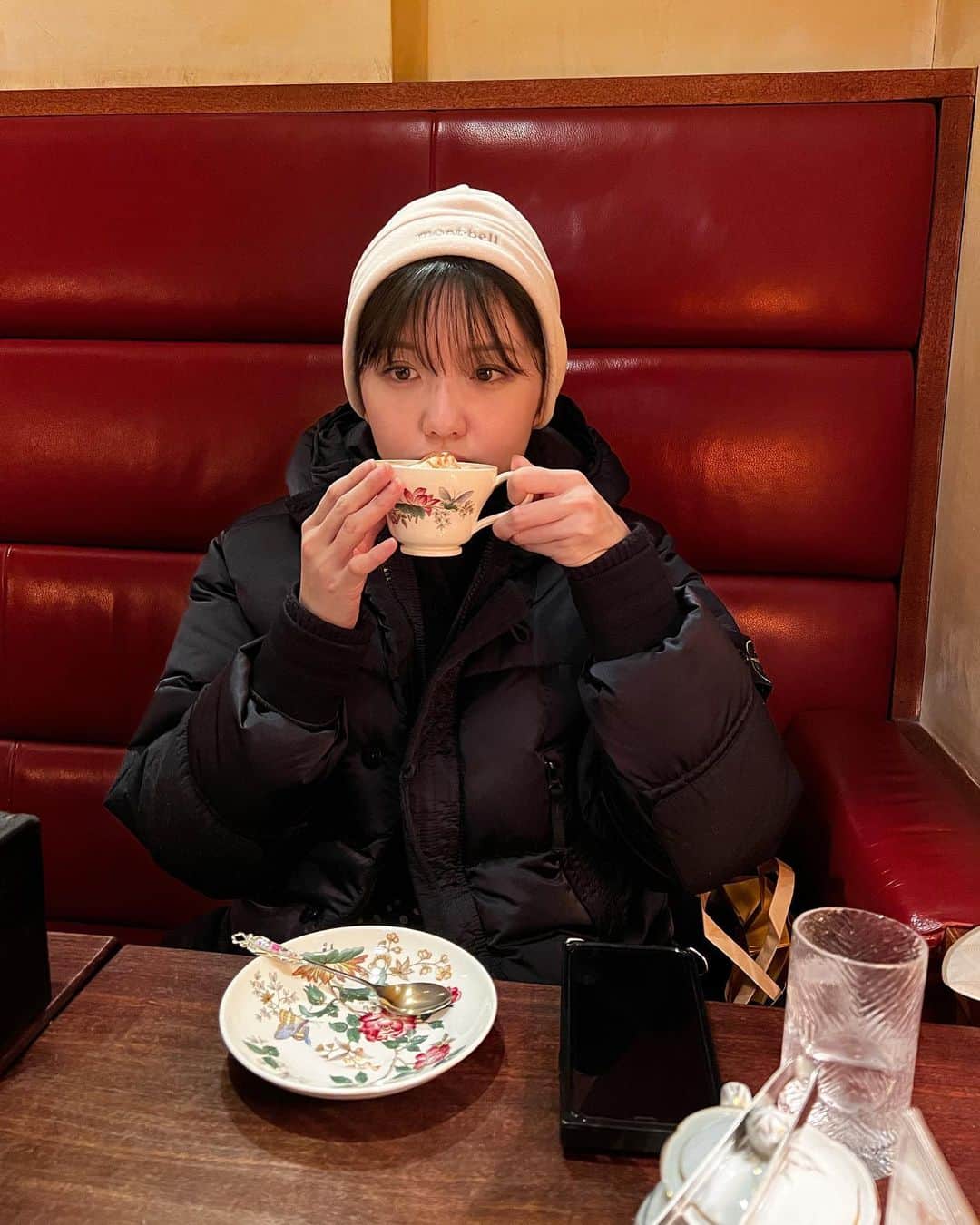 田中瞳さんのインスタグラム写真 - (田中瞳Instagram)「. 熱いまま飲みたい食べたい」1月8日 13時36分 - hitomi_tanaka_9