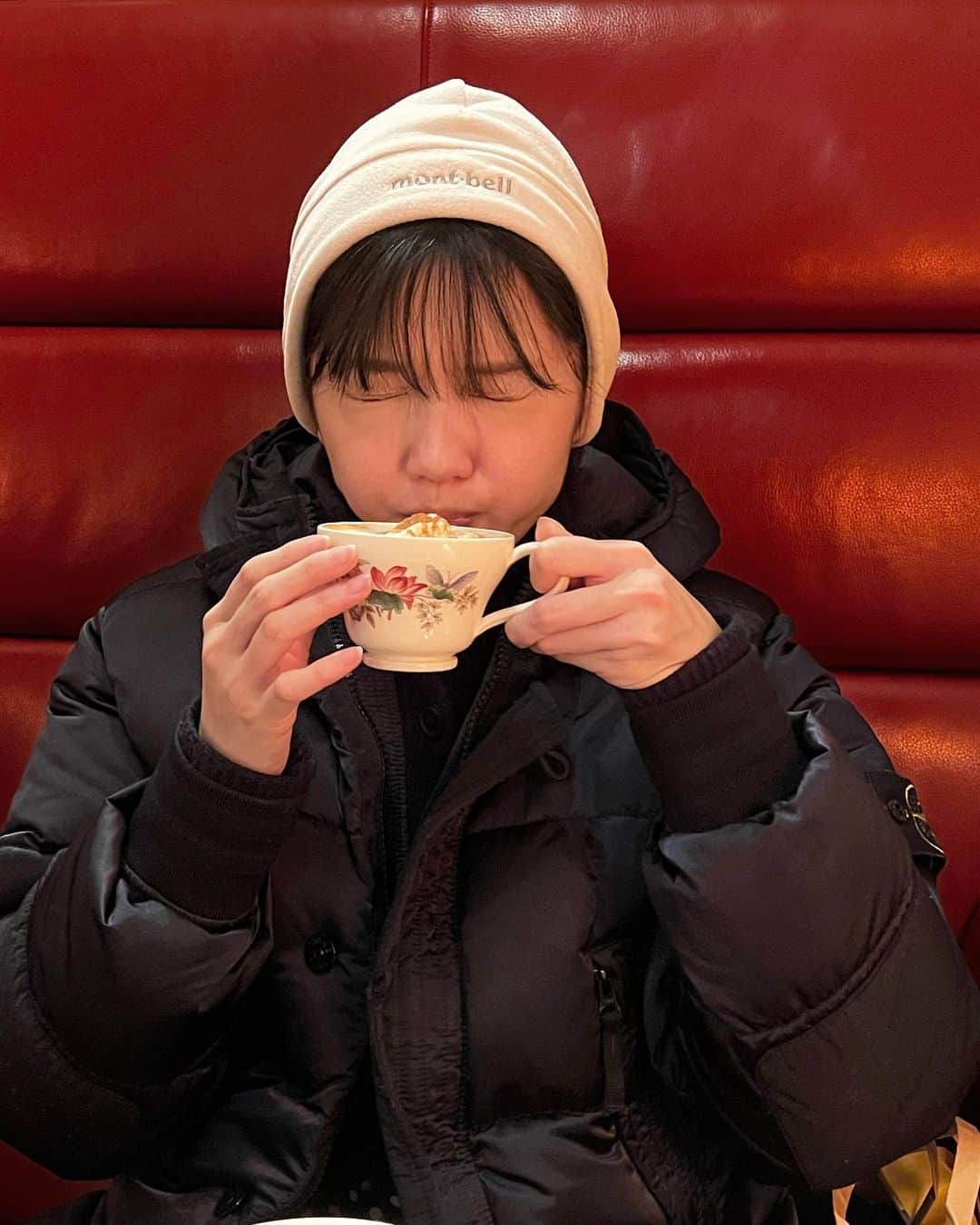 田中瞳さんのインスタグラム写真 - (田中瞳Instagram)「. 熱いまま飲みたい食べたい」1月8日 13時36分 - hitomi_tanaka_9