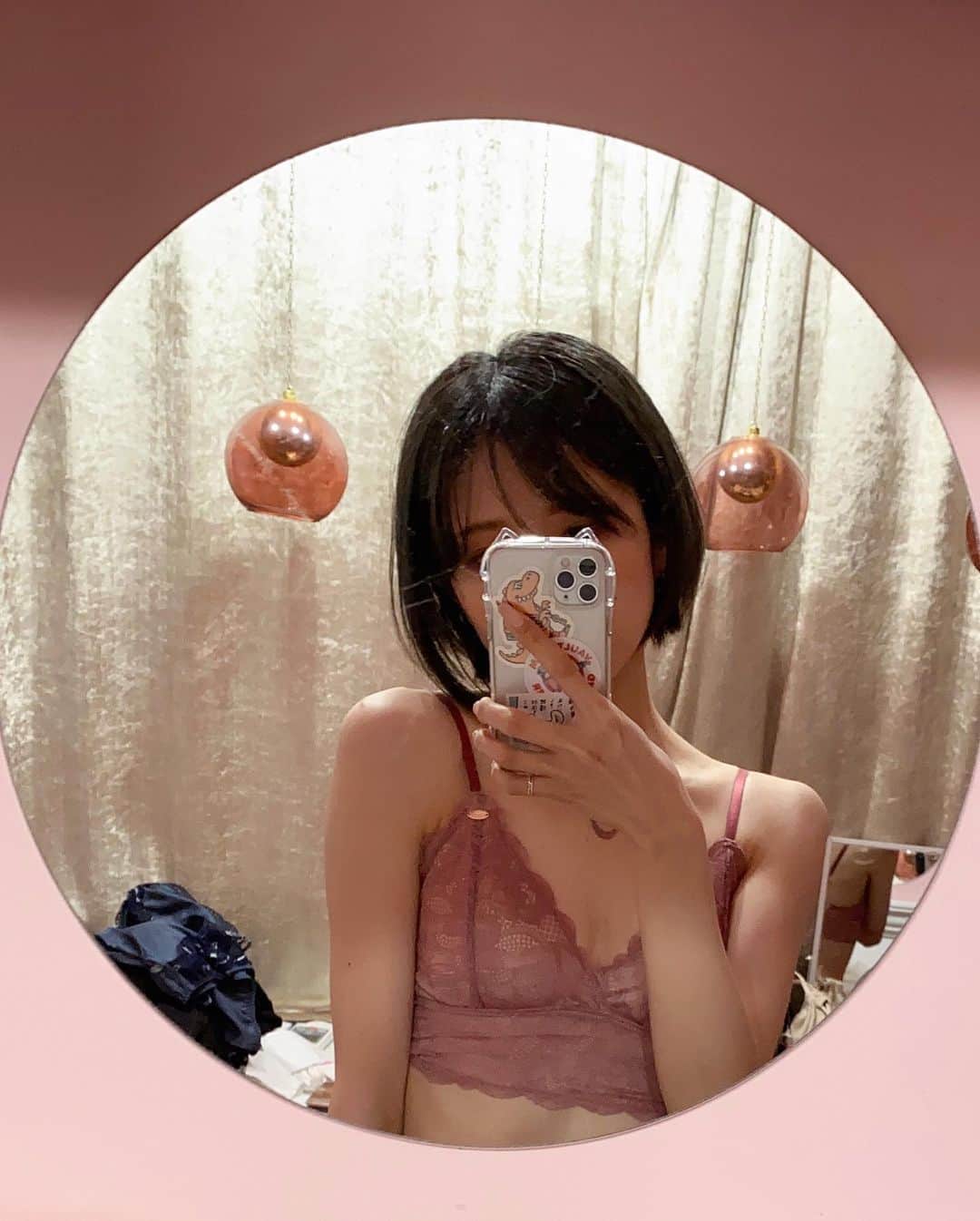 永井亜子さんのインスタグラム写真 - (永井亜子Instagram)「@feast_lingerie  撮影オフショット📸  #feast」1月8日 15時43分 - ako_nagai
