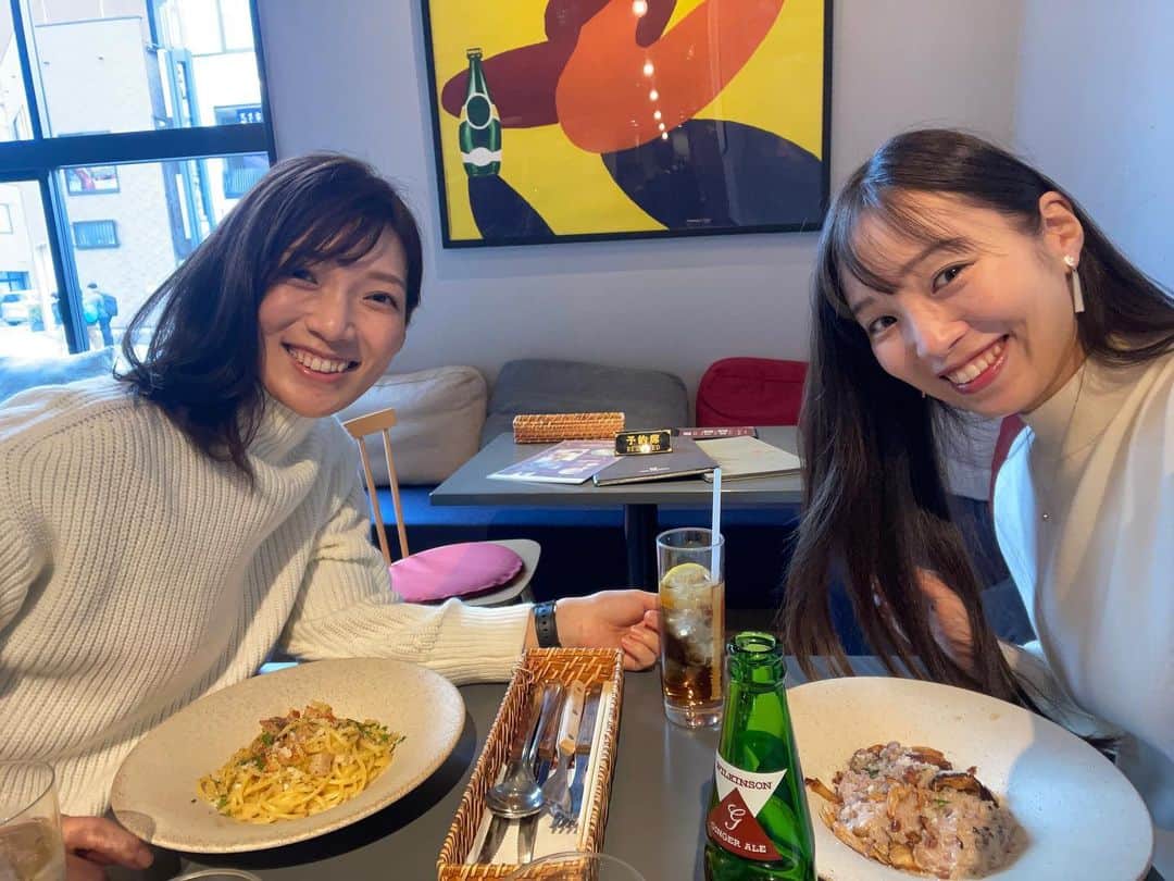 のインスタグラム：「あいかお帰り〜😊😊💕  3年前も一緒にお正月に春日大社に初詣行ったよね〜✨ 今年は初詣は行かなかったけど、近くまで一緒に来て色々懐かしかった🙆‍♀️  今年もよろしくね👍👍 #lunch#friend#nara」