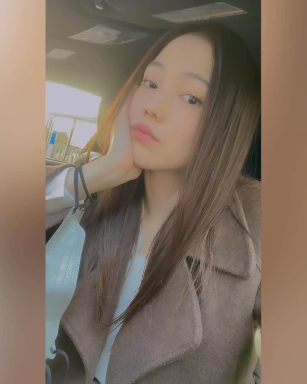 鳥谷部知愛さんのインスタグラム写真 - (鳥谷部知愛Instagram)「新年１発目のオーディション🎍 舞と一緒だったのでお昼にお蕎麦を食べて帰りました✨  #sosmodelagency #オーディション」1月8日 19時29分 - tomomi_______