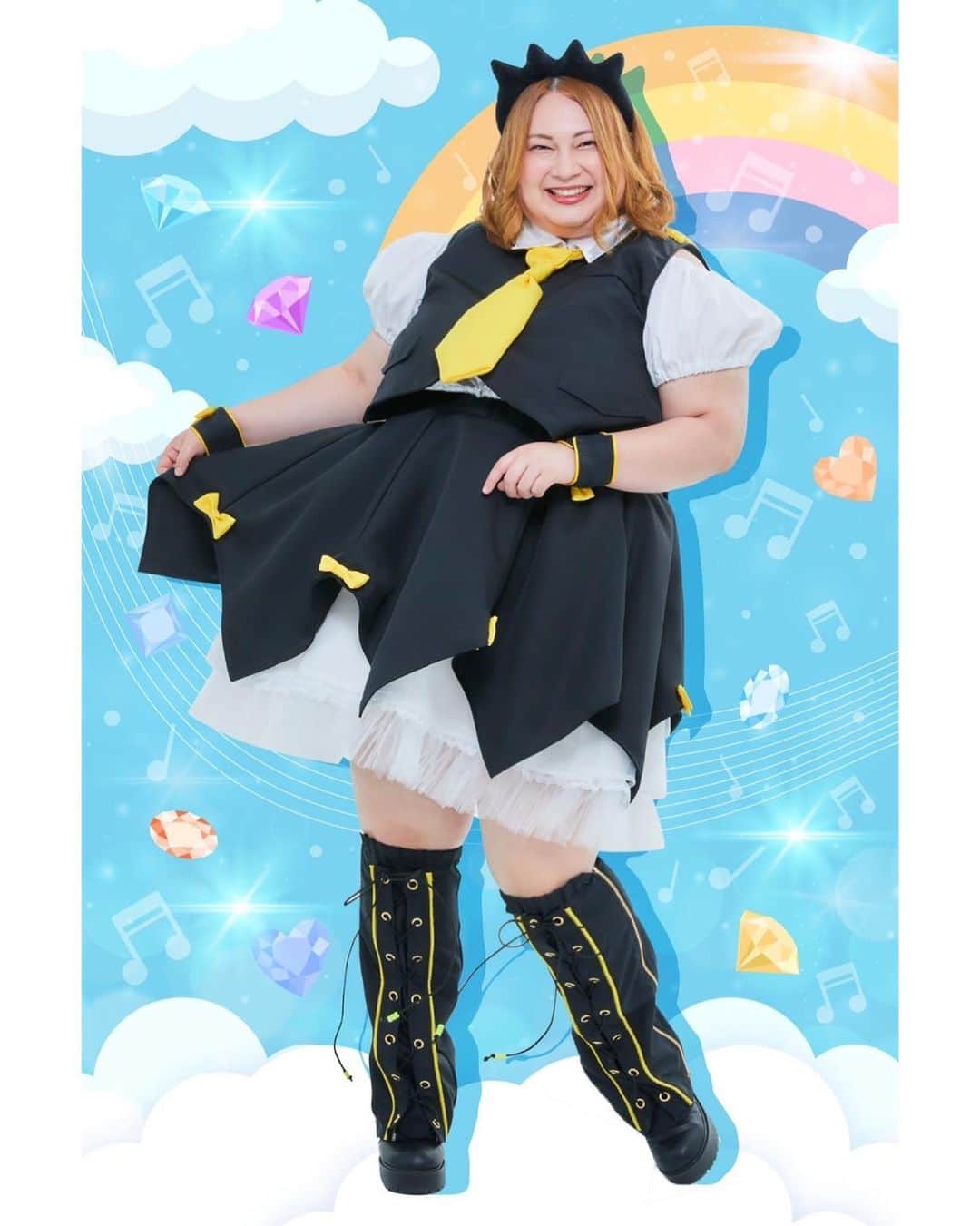 のインスタグラム：「サンリオピューロランドでの ワンマンLIVEにむけて 新衣装&新アーティスト写真公開🌈💖  衣装イメージ🖤バッドばつ丸🖤  ついに❣️ デブ⭐︎レボリューションが始まる✨✨✨  #びっくえんじぇるデビュー５周年」