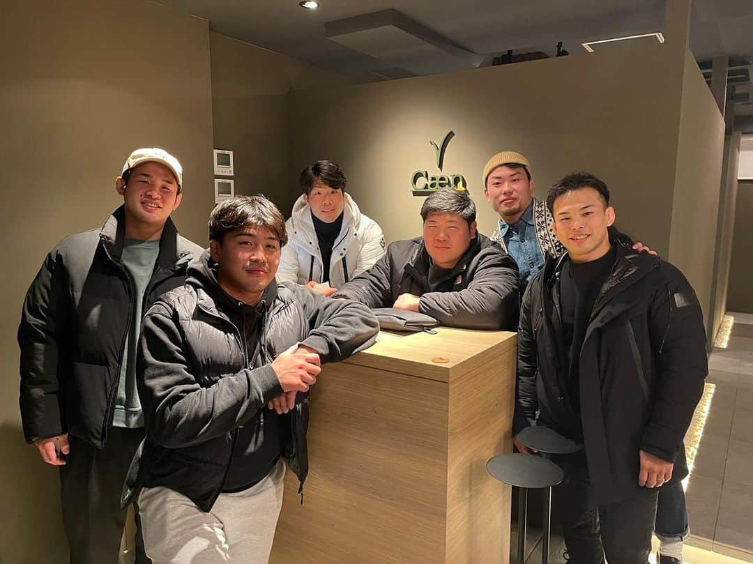 永山竜樹さんのインスタグラム写真 - (永山竜樹Instagram)「・  同期で新年会！ 96年世代頑張って行きましょう！ 次はもっと大勢で👍  #Caen#新宿#北海道料理」1月8日 20時33分 - ryuju60