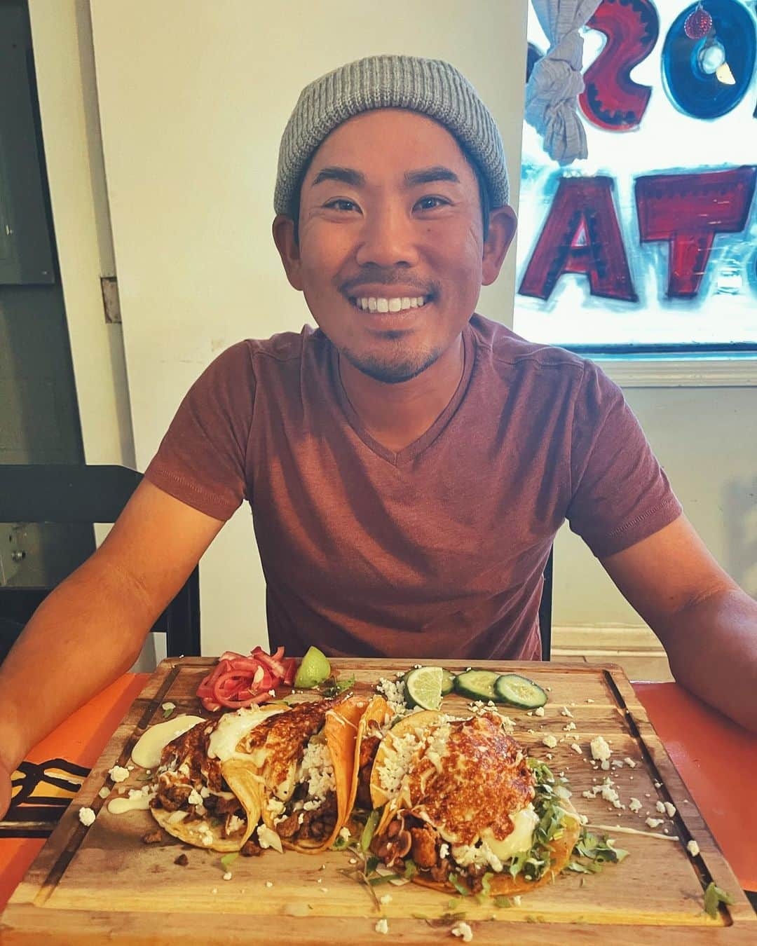 タッド・フジカワさんのインスタグラム写真 - (タッド・フジカワInstagram)「It's not #tacotuesday...BUT IT'S MY BIRTHDAY SO TACOS IT IS!😌🌮🥳 Also I'm not saying how old I am. 😭😂  • • #old #tacos #food #birthday #professional #pickleball #golf #athlete #asian #life #love #home #hawaii #portrait #travel #adventure #pride #visibility #inspiration #gay #gayasian #queer #instagay #inclusion #lgbtq #advocate #activist #instagram #influencer」1月9日 7時39分 - taddy808