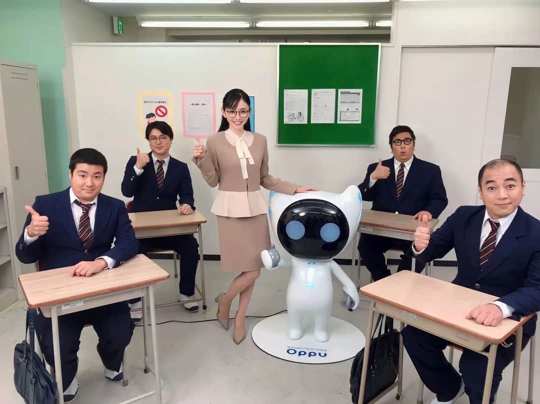 杉原杏璃のインスタグラム：「ACNが展開する【Aシェア】のTVCM📺 株式会社ACNが展開する不動産投資の新しい形 「Aシェア」のTVCMが、BSフジで放映が始まりました📺  芸人の「きしたかの」さん 　　　「サスペンダーズ」さん とインフォマーシャルに出演しています✨  テレビインフォマーシャルでも見かけたら ジーーーっと見てね♡  ⬇︎⬇︎⬇︎⬇︎⬇︎ 動画　⬇︎⬇︎⬇︎⬇︎⬇︎ https://youtu.be/EP81mu8dOTc  #Aシェア #ACN #不動産投資」