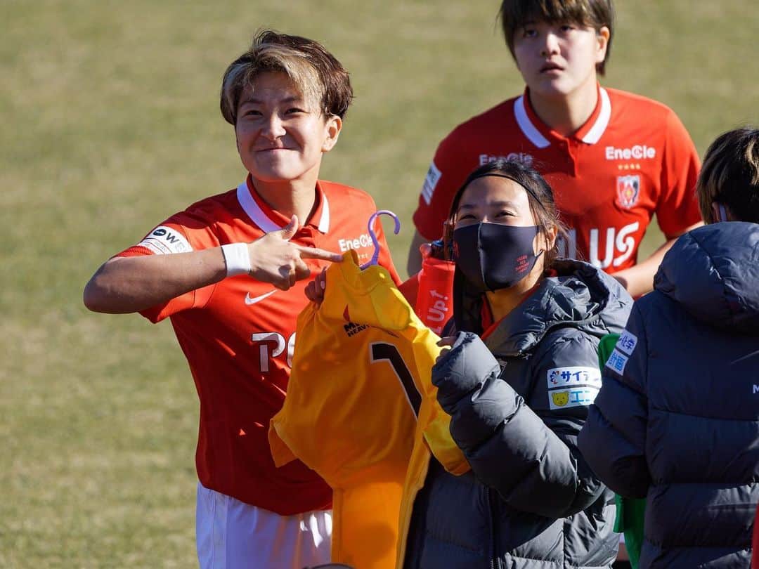 池田咲紀子さんのインスタグラム写真 - (池田咲紀子Instagram)「怪我をしてから みんなのあたたかさやここにいられることの幸せを感じる😭  大好きなサッカー  大好きなみんな  大好きな場所  焦らず早く戻ってこられるように頑張ります！！！！！  #三菱重工浦和レッズレディース  #池田咲紀子」1月9日 10時43分 - sakiko_ikeda_21