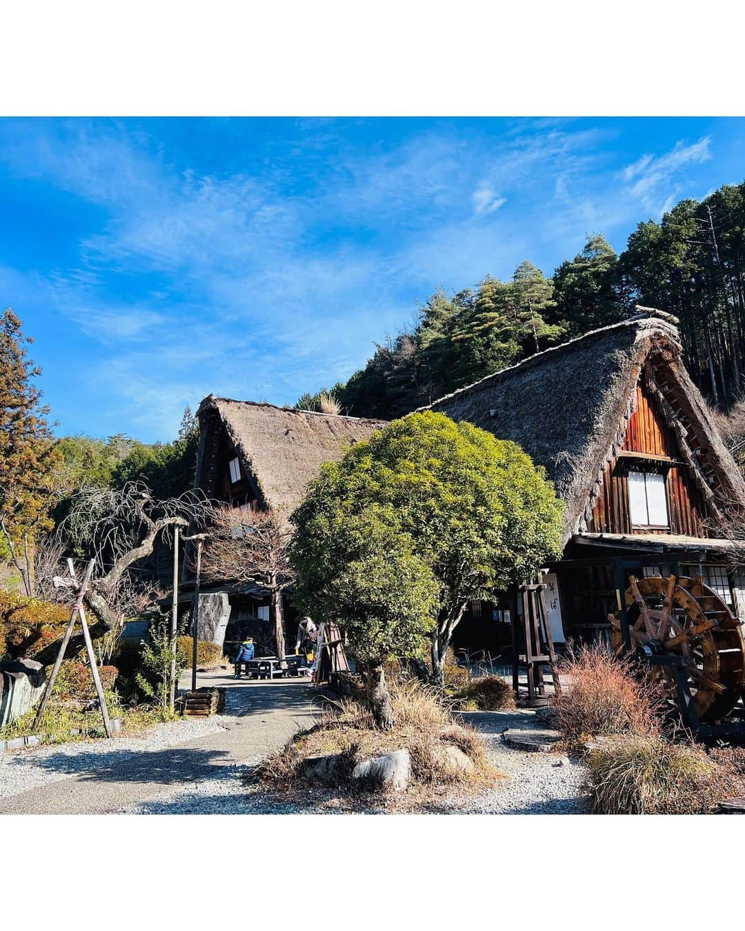 めぐりのインスタグラム：「世界遺産✨ ・ 【下呂温泉合掌村】 ・ 200年前にタイムスリップ🏠 ・ #下呂温泉合掌村 #合掌村 #下呂温泉 #旅行#일본여행」