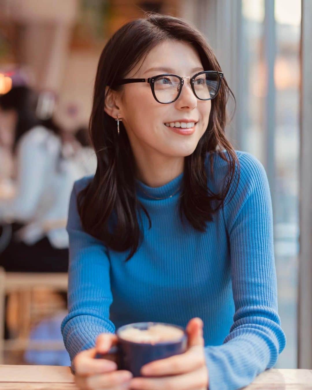 のインスタグラム：「. . 去年の一月の写真が、ふと　おすすめで 上がってきました☕️ 髪の毛長め。懐かしい！」