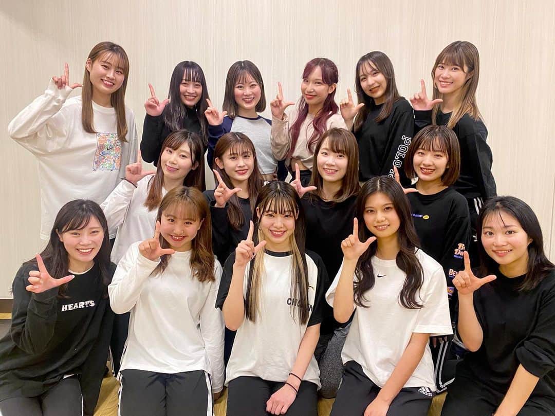 のインスタグラム：「🎉新メンバー発表🎉 お待たせいたしました！ bluelegends 2023メンバーに選ばれた15人を紹介します💙  新たに5人のルーキーが加わりました✨ ▶︎1列目左から Natsuki・Maho・Aiha・Yumari・Emiru  ▶︎2列目 Natsumi・Kanna・Misato・Nozomi  ▶︎3列目 Masaki・Chihiro・Rinka・Yumena・Mami・Ayano  皆さまにお会いできる事を楽しみにしています😊  #bluelegends #seibulions #埼玉西武ライオンズ」