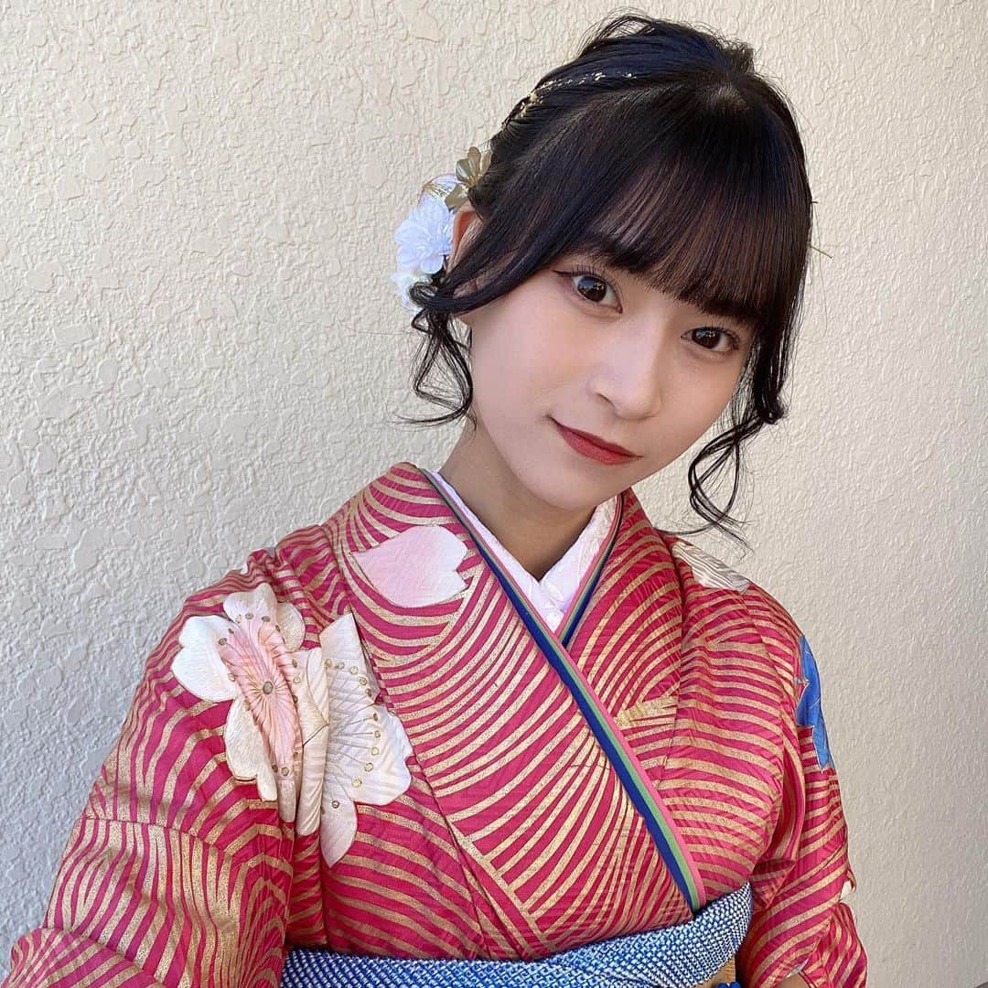 杉山緋那さんのインスタグラム写真 - (杉山緋那Instagram)「成人の日を迎えることができました💫 可愛い振袖を着て、成人の日を迎えることができとても嬉しいです🤍」1月9日 17時33分 - hinasugiyama_official