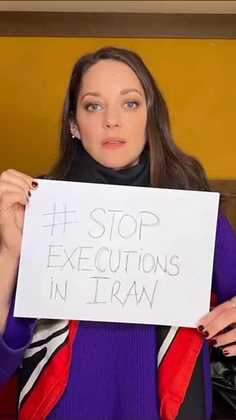 マリオン・コティヤールのインスタグラム：「#stopexecutionsiniran」
